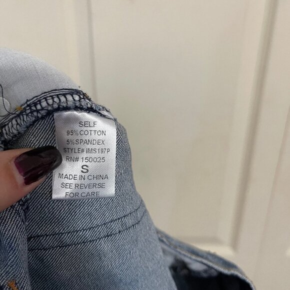 Emory Park Women's Floral Embroidered Distressed High Rise Straight Jeans Small - Picture 10 of 12